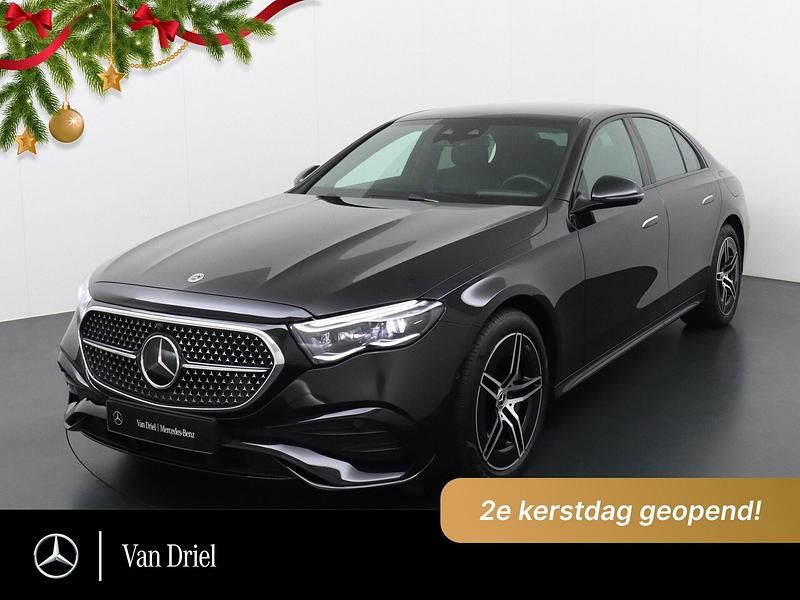 Zwart Gebruikt 2024 Mercedes E400 AMG line Sedan | € 69.500 - Afbeelding 1/4