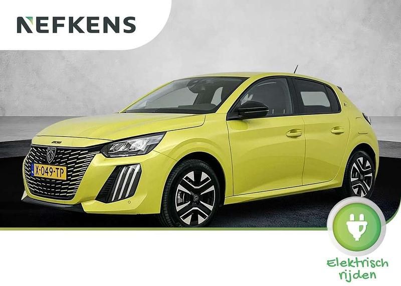 Geel Gebruikt 2024 Peugeot e-208 Style Hatchback | € 21.300 (Eerlijke prijs) - Afbeelding 1/3