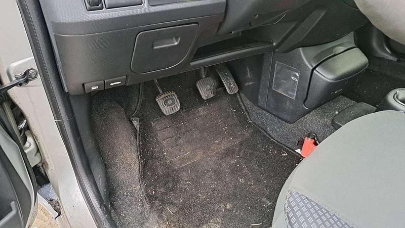 Occasion Nissan Micra Pure 65 PK (47 kW) 2007 Grijs Hatchback