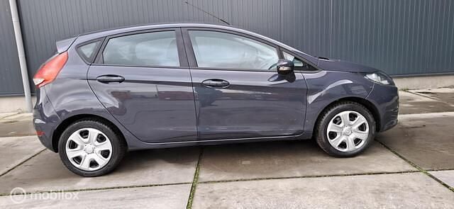 Occasion Ford Fiesta Limited 60 PK (44 kW) 2011 Grijs Hatchback