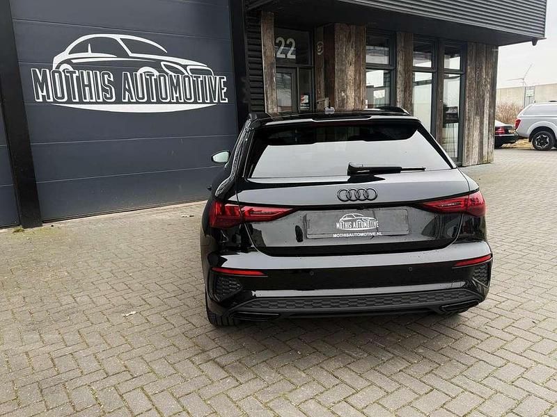 Occasion Audi A3 Sportback e-tron Competition 150 PK (110 kW) 2022 Zwart (metallic) Hatchback