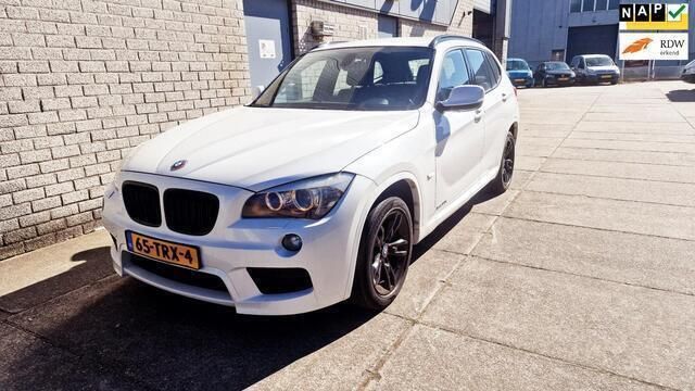 Wit Gebruikt 2012 BMW X1 SUV | € 7.950 (Eerlijke prijs) - Afbeelding 1/4