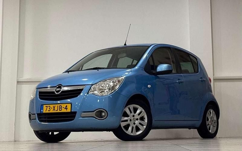 Blauw Gebruikt 2012 Opel Agila Edition Hatchback | € 3.444 (Eerlijke prijs) - Afbeelding 1/3