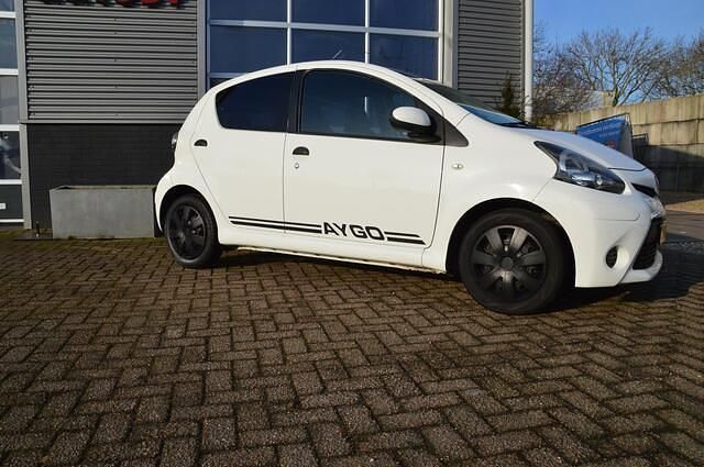 Occasion Toyota Aygo 68 PK (50 kW) 2014 Wit Hatchback