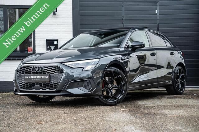 Occasion Audi A3 Sportback Comfort 150 PK (110 kW) 2022 Grijs Hatchback