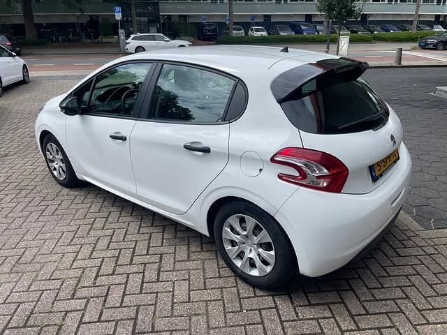 Occasion Peugeot 208 Access 68 PK (50 kW) 2013 Wit Hatchback