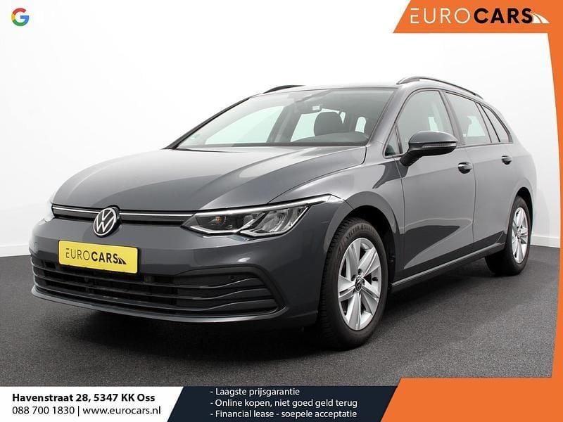 Grijs Gebruikt 2023 VW Golf VIII Life Stationwagen | € 26.890 (Goede deal) - Afbeelding 1/4