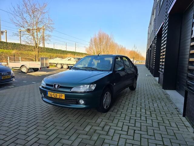 Occasion Peugeot 306 98 PK (72 kW) 2001 Groen Sedan