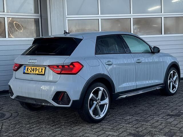 Occasion Audi A1 Basis 95 PK (69 kW) 2021 Grijs SUV