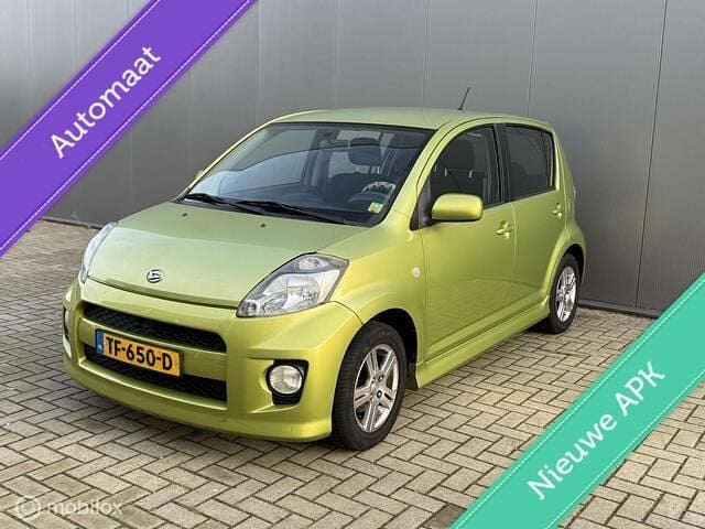 Groen Gebruikt 2009 Daihatsu Sirion Hatchback | € 3.250 (Eerlijke prijs) - Afbeelding 1/4