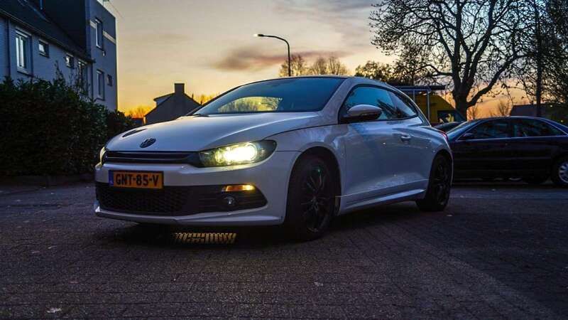 Wit Gebruikt 2012 VW Scirocco Highline Coupé | € 15.000 - Afbeelding 1/4