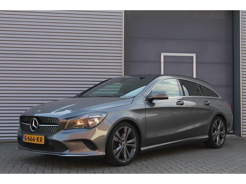 Grijs Gebruikt 2018 Mercedes CLA200 Business Stationwagen | € 21.999 (Duur) - Afbeelding 1/4