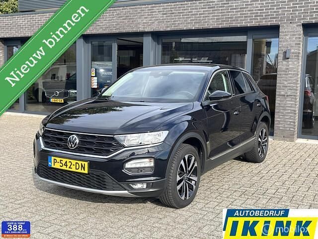 Zwart Gebruikt 2021 VW T-Roc Sportline SUV | € 23.950 (Goede deal) - Afbeelding 1/4