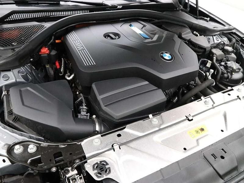 Occasion BMW 330e M Sport 292 PK (214 kW) 2025 Grijs Sedan