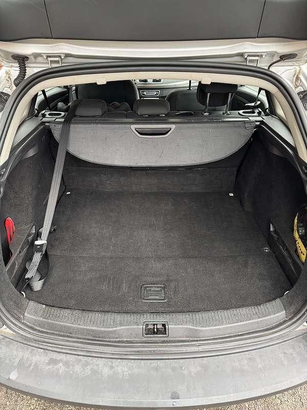 Occasion Renault Mégane GrandTour Expression 110 PK (80 kW) 2012 Grijs Stationwagen