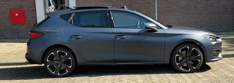 Occasion Cupra Leon VZ 245 PK (180 kW) 2021 Grijs Hatchback