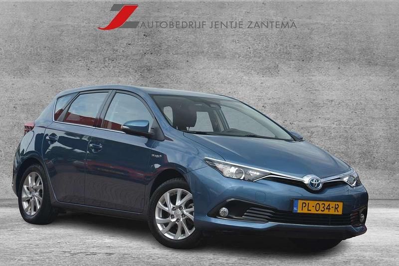 Blauw Gebruikt 2017 Toyota Auris Hatchback | € 15.750 (Goede deal) - Afbeelding 1/4