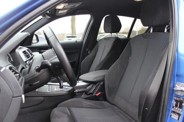 Occasion BMW 118 Executive 136 PK (100 kW) 2018 Blauw Hatchback