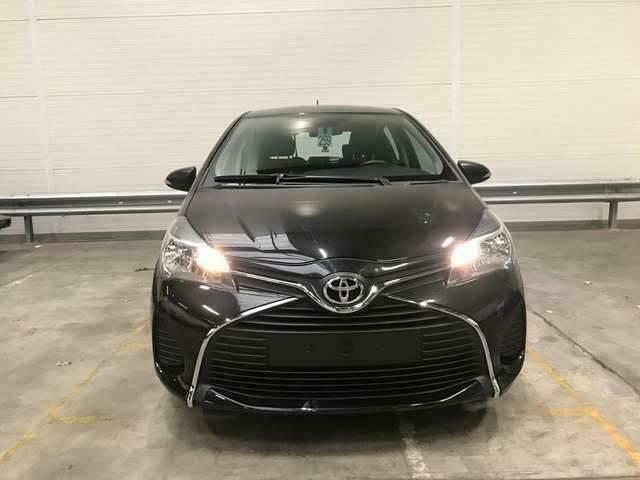 Occasion Toyota Yaris 69 PK (50 kW) 2016 Zwart SUV
