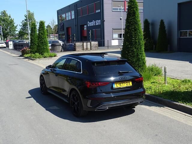 Occasion Audi A3 Sportback S-Line 150 PK (110 kW) 2021 Zwart Hatchback