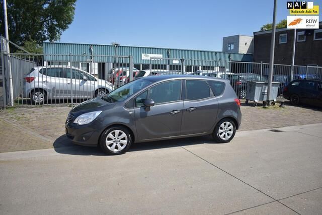 Grijs, metallic lak Gebruikt 2011 Opel Meriva Cosmo MPV | € 4.750 (Eerlijke prijs) - Afbeelding 1/4