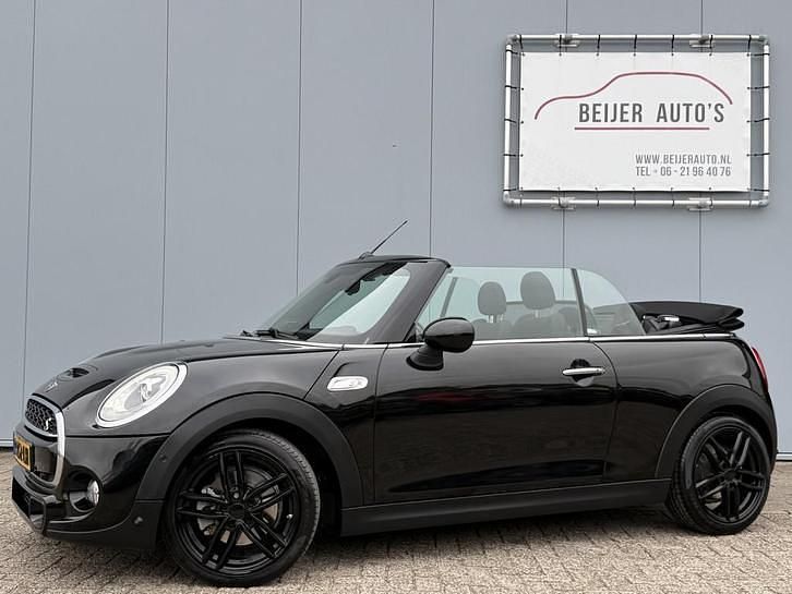Occasion 2018 Mini Cooper S Chili Hatchback | € 22.495 (Eerlijke prijs) - Afbeelding 1/4