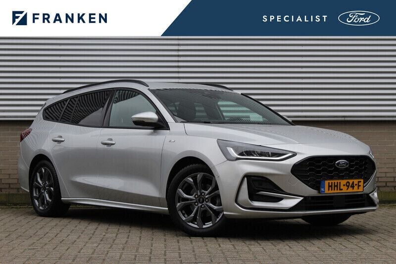 Zilver Gebruikt 2023 Ford Focus ST-Line X Stationwagen | € 24.645 (Goede deal) - Afbeelding 1/4