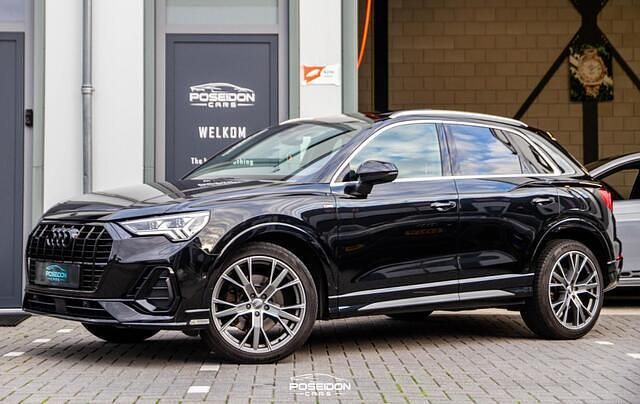 Zwart Gebruikt 2019 Audi Q3 S-Line SUV | € 42.950 - Afbeelding 1/4