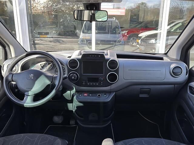 Occasion Peugeot TePee Active 2018 Grijs MPV