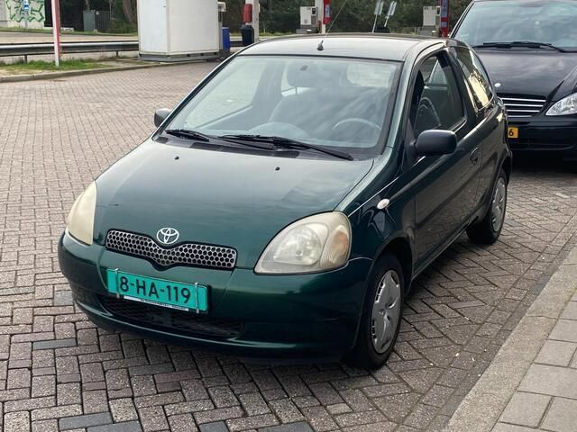 Occasion Toyota Yaris 86 PK (63 kW) 2000 Groen Hatchback
