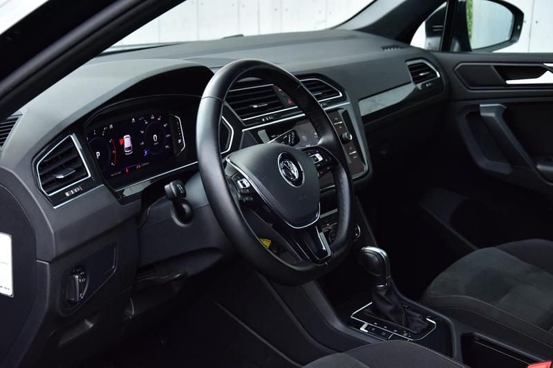 Occasion VW Tiguan Highline 150 PK (110 kW) 2019 Zwart (metallic) SUV