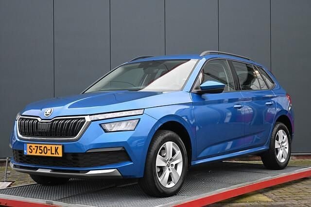 Blauw Occasion 2023 Skoda Kamiq Ambition SUV | € 20.450 (Eerlijke prijs) - Afbeelding 1/4