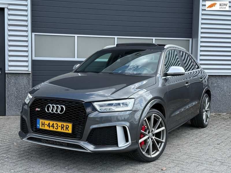 Grijs Gebruikt 2016 Audi RS Q3 Proline SUV | € 34.990 (Eerlijke prijs) - Afbeelding 1/4