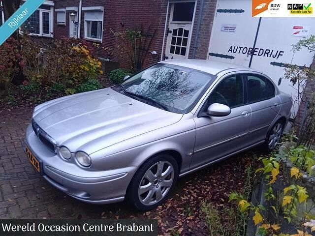 Grijs Gebruikt 2005 Jaguar X-type Sedan | € 1.799 - Afbeelding 1/4