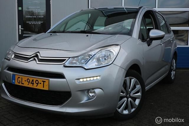 Grijs Occasion 2015 Citroën C3 PureTech Hatchback | € 4.400 (Goede deal) - Afbeelding 1/4
