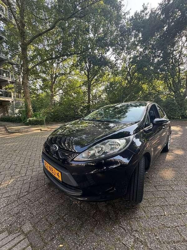 Zwart Gebruikt 2010 Ford Fiesta Limited Hatchback | € 2.750 (Super prijs) - Afbeelding 1/1