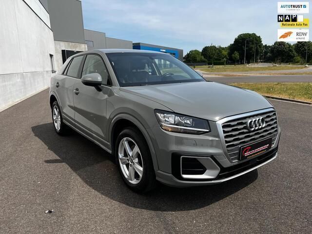 Grijs Gebruikt 2018 Audi Q2 Sport SUV | € 19.250 (Eerlijke prijs) - Afbeelding 1/4