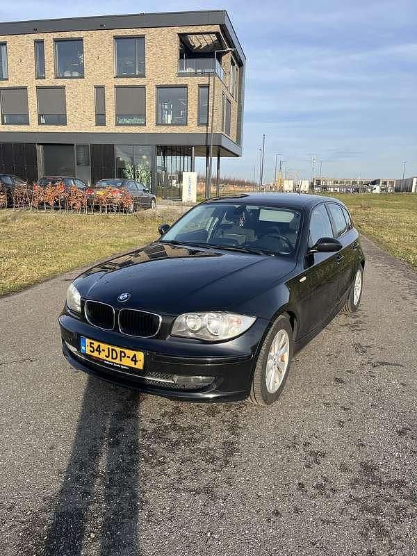 Occasion BMW 116 122 PK (89 kW) 2009 Zwart Hatchback