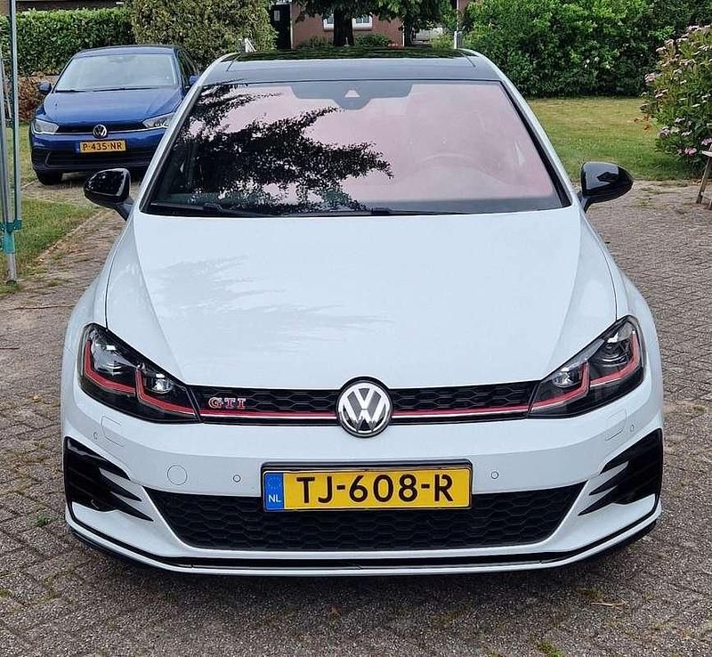 Wit Gebruikt 2017 VW Golf VII GTI Hatchback | € 21.900 (Eerlijke prijs) - Afbeelding 1/4