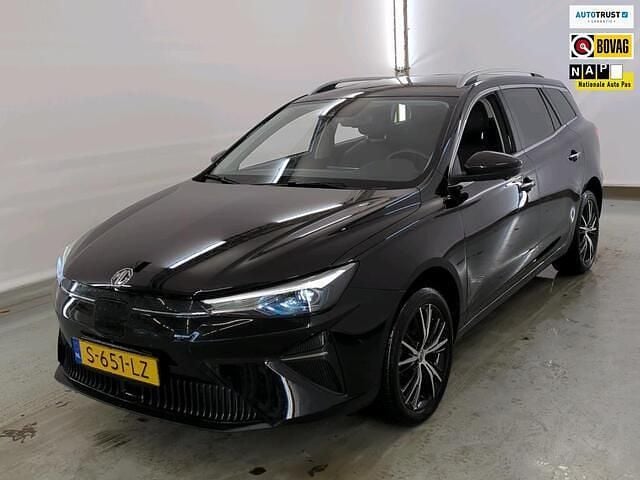 Zwart Gebruikt 2023 MG MG5 EV Luxury Stationwagen | € 21.495 (Goede deal) - Afbeelding 1/4