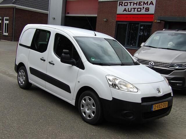 Overige Gebruikt 2012 Peugeot Partner MPV | € 3.995 (Eerlijke prijs) - Afbeelding 1/4