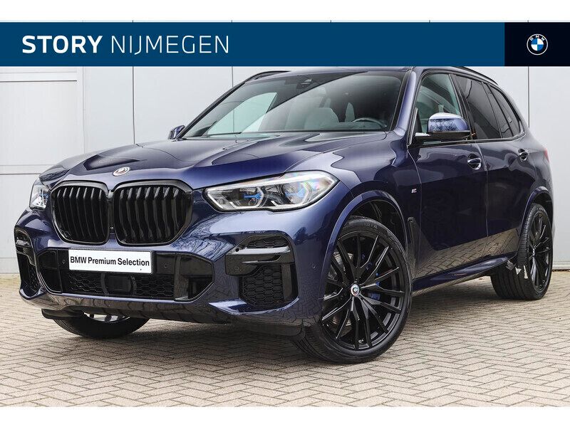 Blauw, metallic lak Gebruikt 2023 BMW X5 Executive SUV | € 86.450 - Afbeelding 1/4