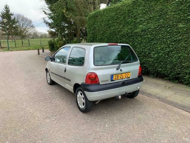 Occasion Renault Twingo Initiale 58 PK (42 kW) 1999 Geel Hatchback