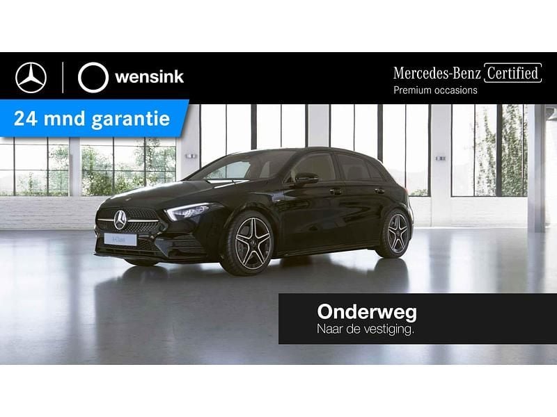 Zwart Gebruikt 2021 Mercedes A250 Advantage Hatchback | € 27.850 (Goede deal) - Afbeelding 1/4