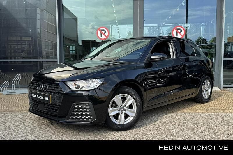 Zwart Gebruikt 2020 Audi A1 Sportback Proline Hatchback | € 17.745 (Goede deal) - Afbeelding 1/4
