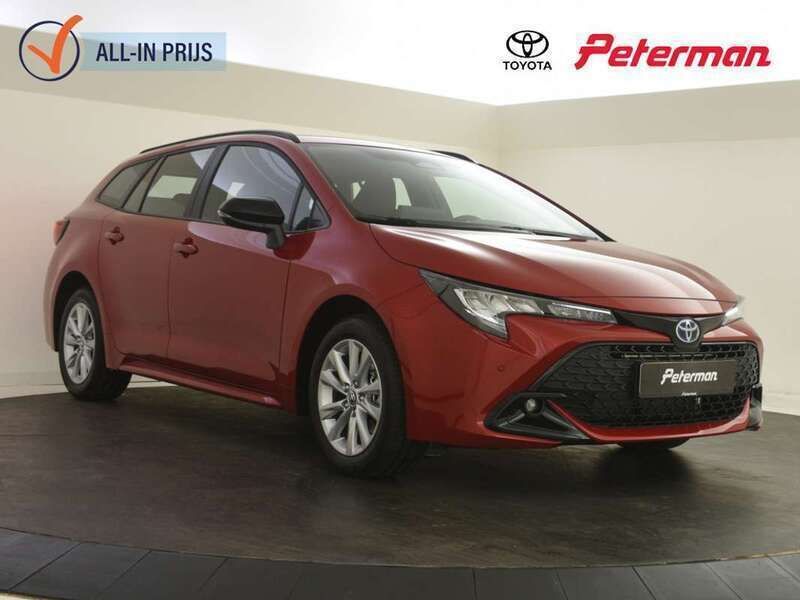 Rood Nieuw 2025 Toyota Corolla Active Stationwagen | € 34.899 (Duur) - Afbeelding 1/4