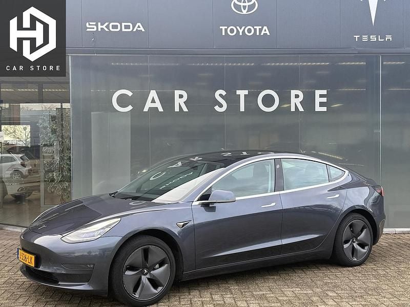 Grijs Gebruikt 2020 Tesla Model 3 Long Range AWD Sedan | € 19.995 (Goede deal) - Afbeelding 1/4