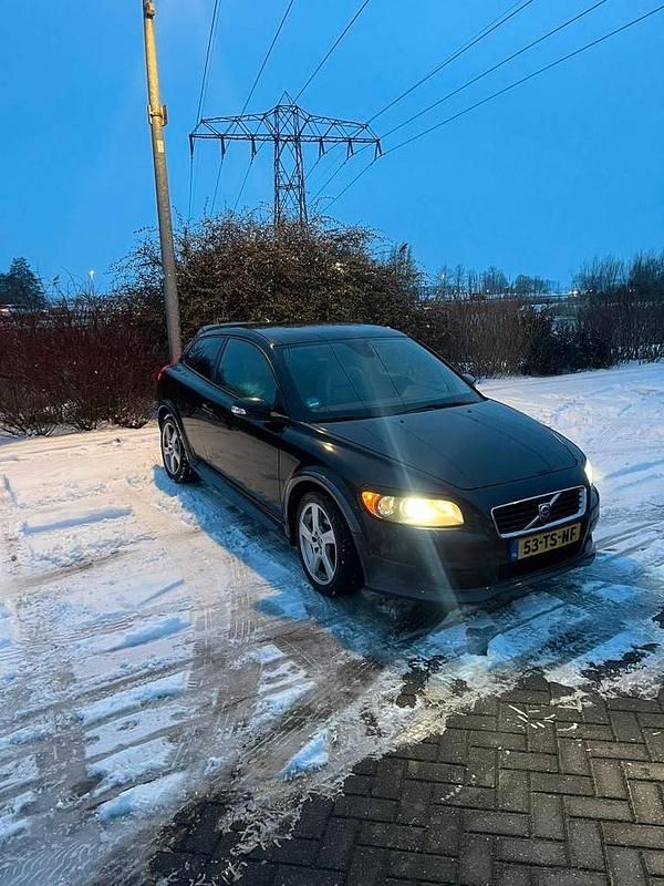 Occasion 2007 Volvo C30 Hatchback | € 2.500 (Eerlijke prijs) - Afbeelding 1/4