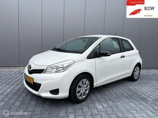 Wit Gebruikt 2012 Toyota Yaris Comfort Hatchback | € 3.750 (Eerlijke prijs) - Afbeelding 1/4