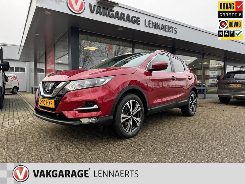 Rood Gebruikt 2018 Nissan Qashqai N-Connecta SUV | € 15.695 (Iets duurder) - Afbeelding 1/4